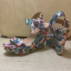Mix No 6 Jordie Wedge Sandals Tropical Print